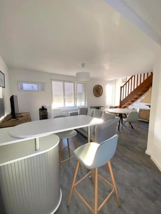 Ferienwohnung La Capitainerie Beau Duplex Face Port De Plaisance Étaples Exterior foto