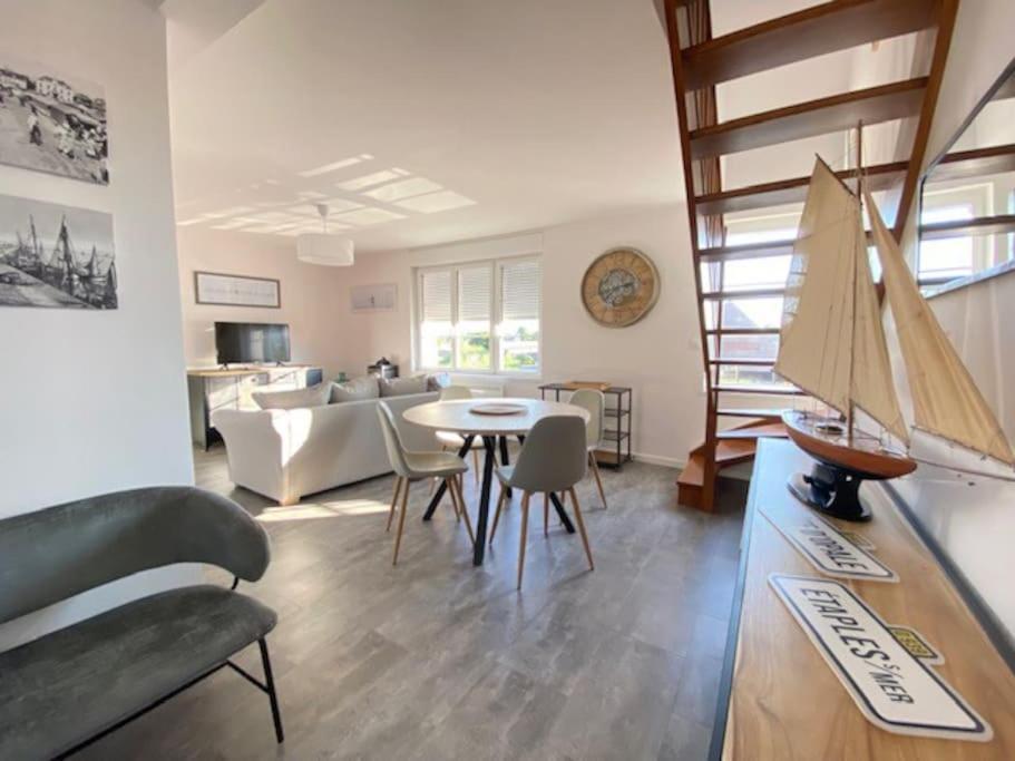 Ferienwohnung La Capitainerie Beau Duplex Face Port De Plaisance Étaples Exterior foto